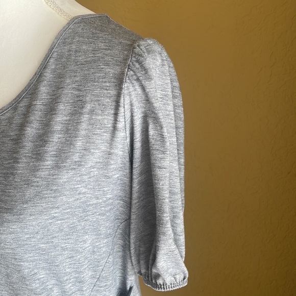 Parallel skies Gray Tie Top - Picture 10 of 10